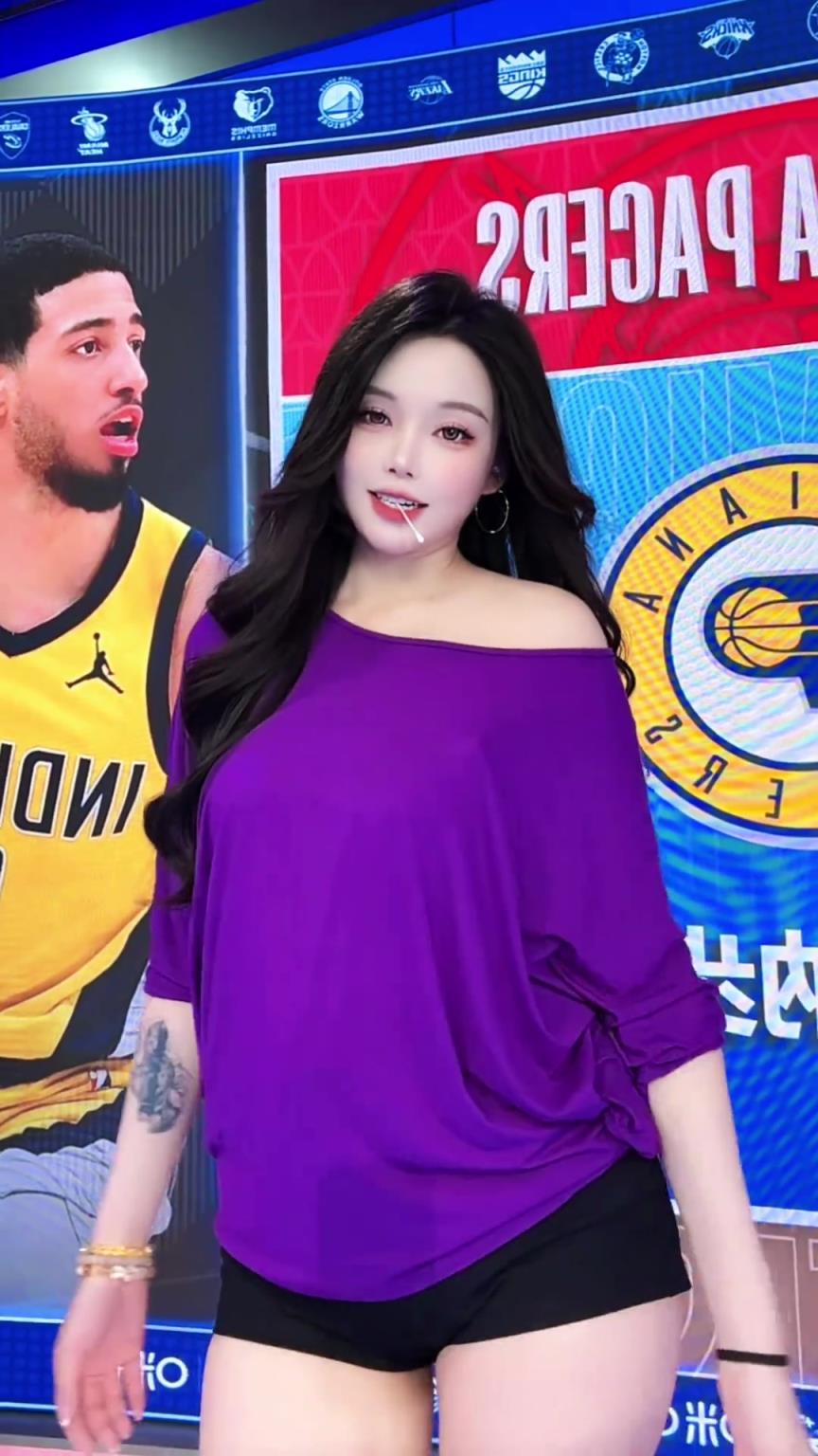 美女主播小太陽：年輕的將軍意氣風(fēng)發(fā)！ 哈利伯頓強(qiáng)的可怕